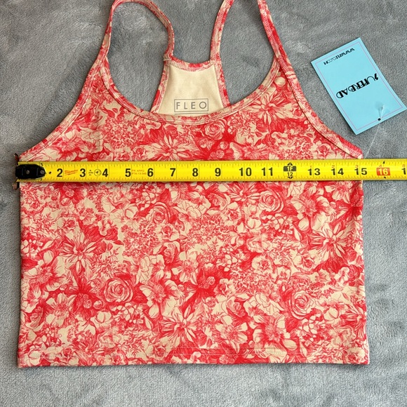 NWT Floe Flower Sketch Switch Up Crop Tank Top  Size Medium - Picture 7 of 8